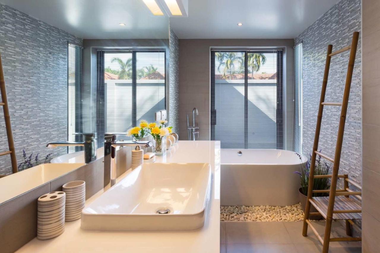 Villa Crystal Two-Bedroom Private Pool Villa Phuket Εξωτερικό φωτογραφία